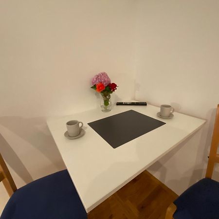Studio Apartment And Rooms Adria 보디체 외부 사진