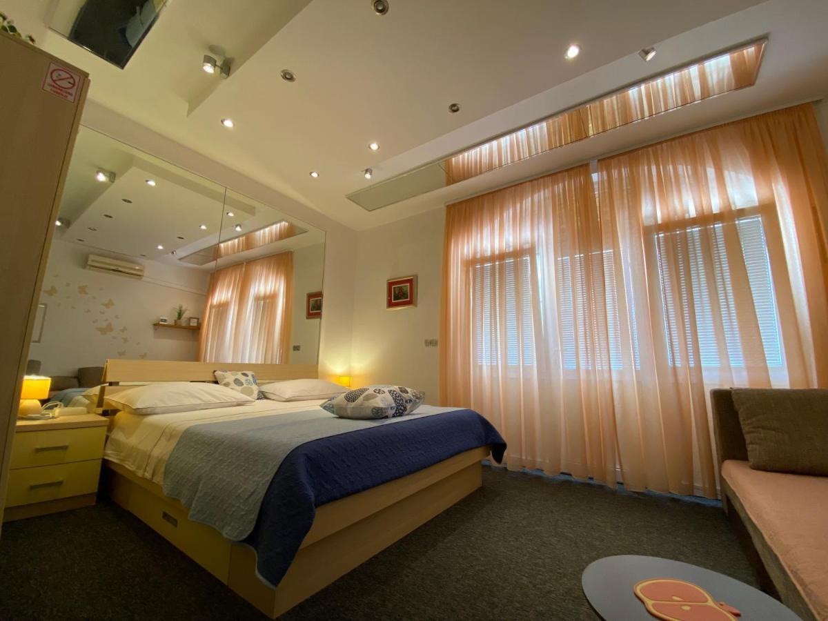 Studio Apartment And Rooms Adria 보디체 외부 사진