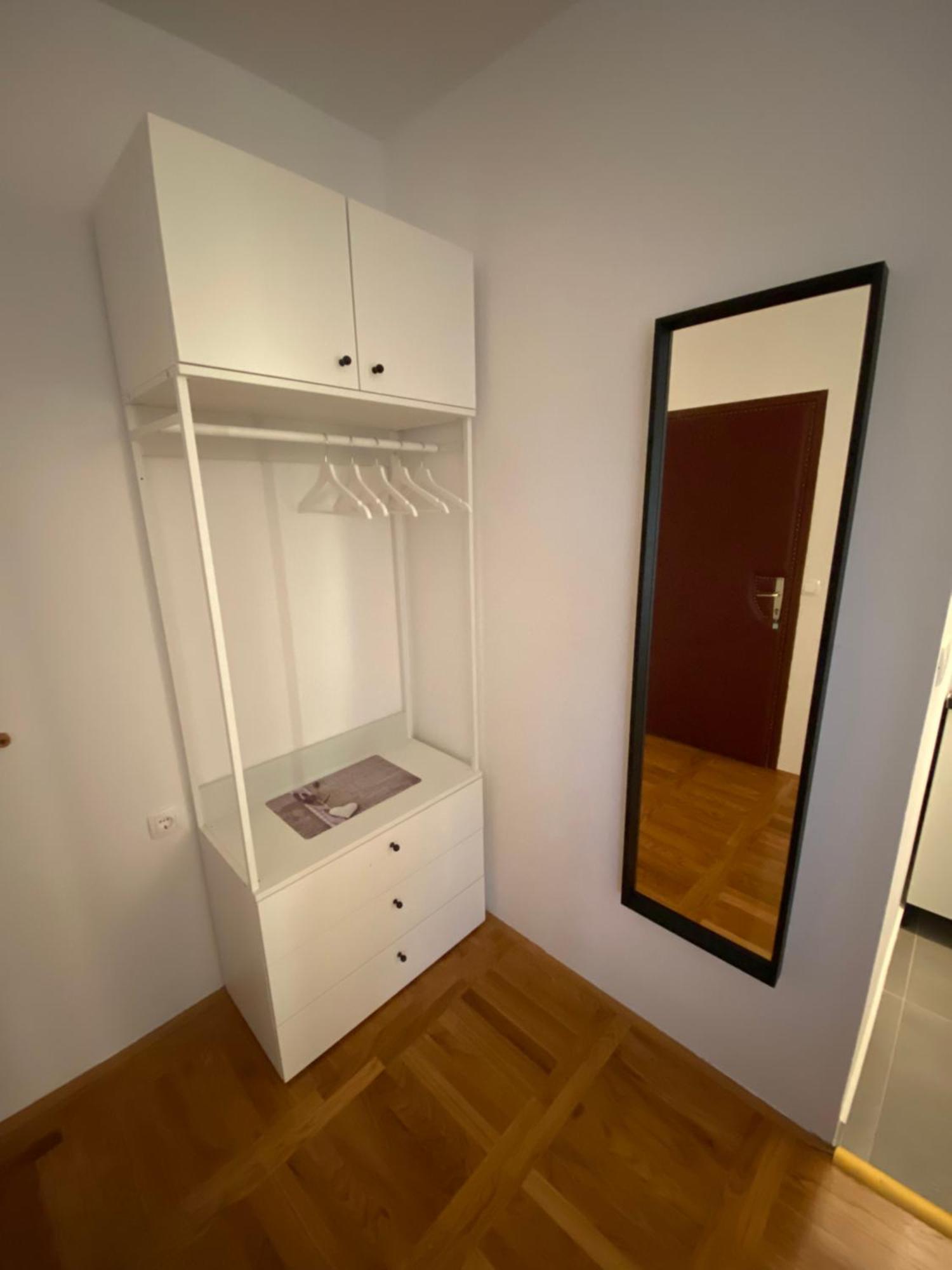 Studio Apartment And Rooms Adria 보디체 외부 사진