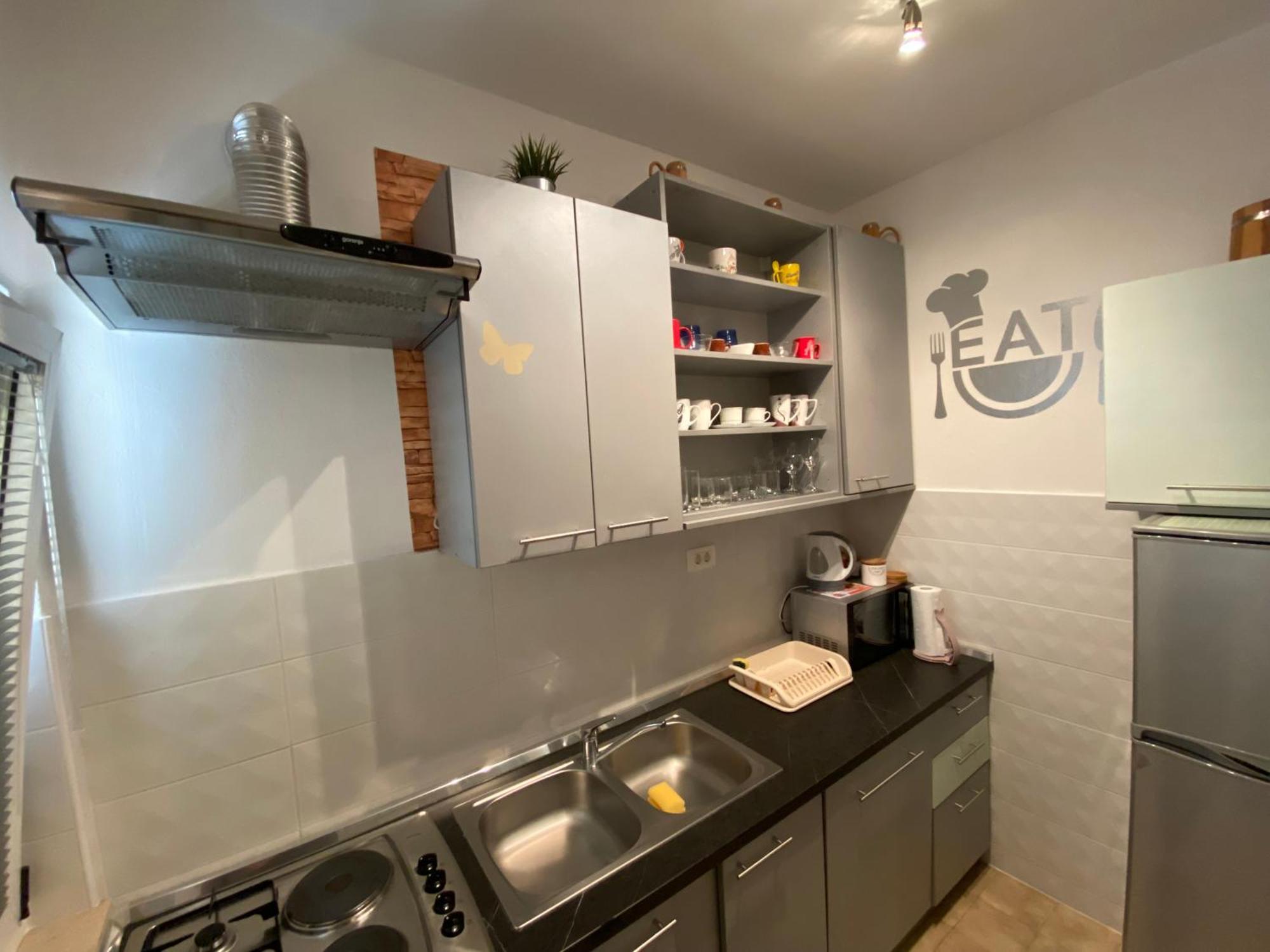 Studio Apartment And Rooms Adria 보디체 외부 사진